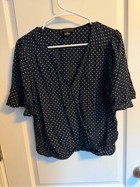 Sanctuary Navy White Polka Dot Wrap Blouse Flutter Ruffle Sleeve Elasticized Hem
